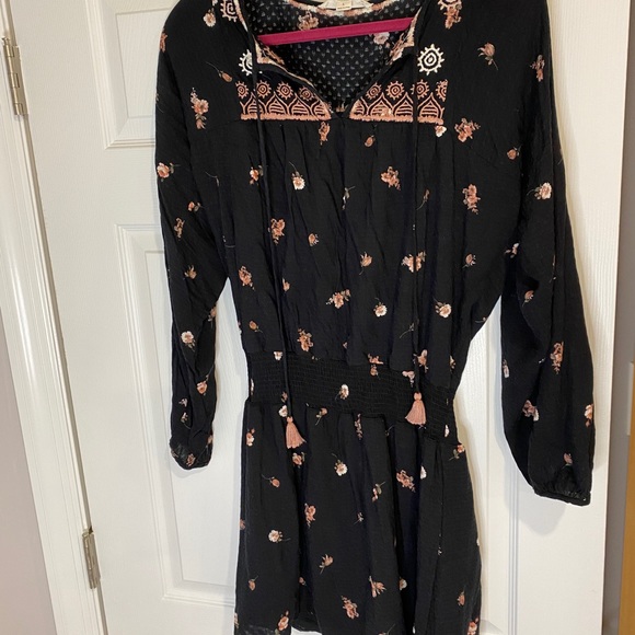 •2/$50• Lovestitch Boho Long Sleeve Floral Mini Dress - Picture 3 of 5